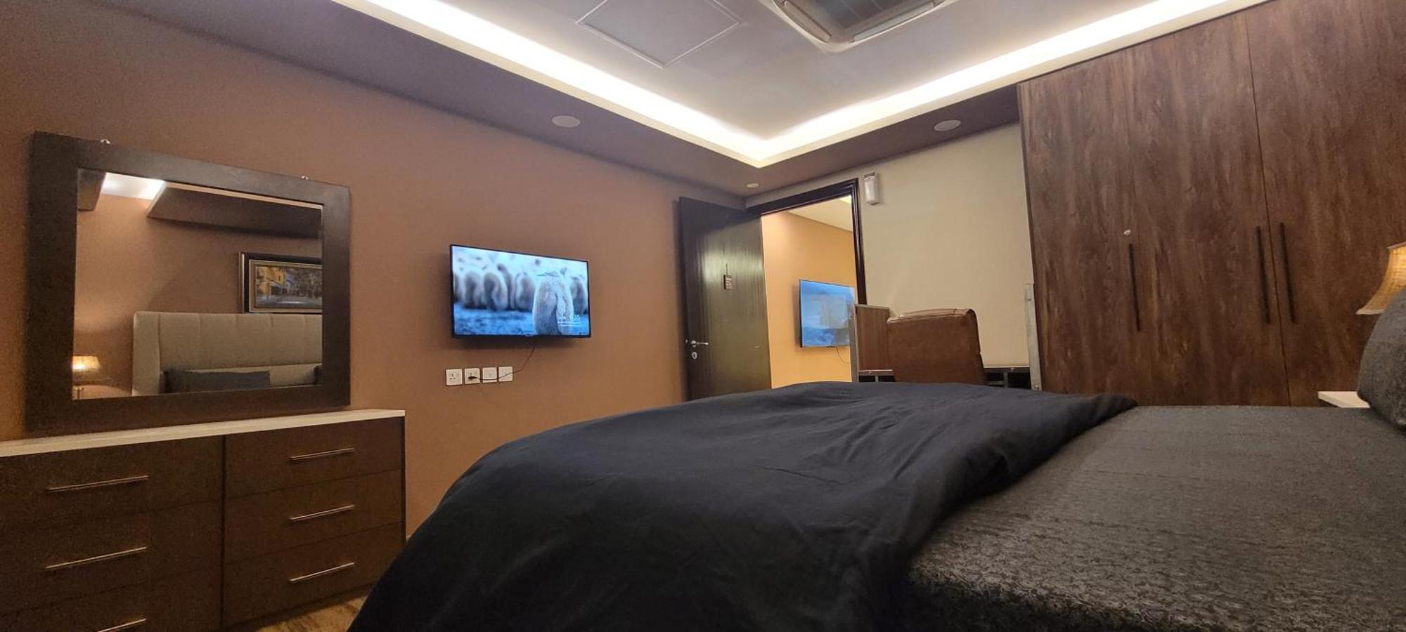 Goldcrest Luxury Apartments لاهور المظهر الخارجي الصورة